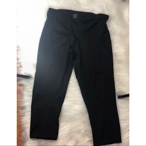C9 Champion Pants - C9 Champion Capri Leggings C9 Champion Pants - C9 Champion Capri Leggings